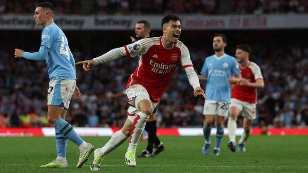 Arsenal 'dancing' after Martinelli settles slow waltz with champions